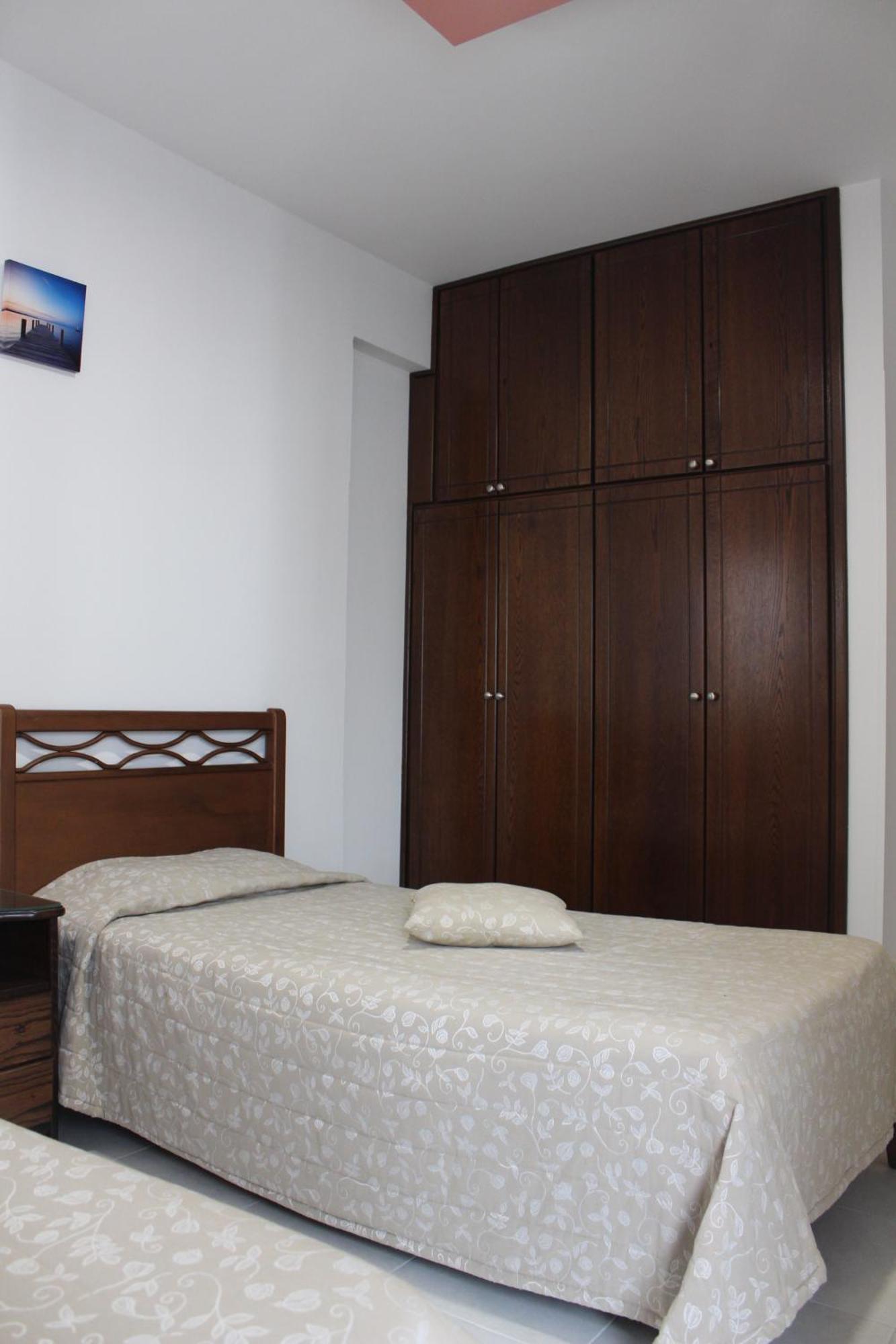 One-Bedroom Apartment Mountain View