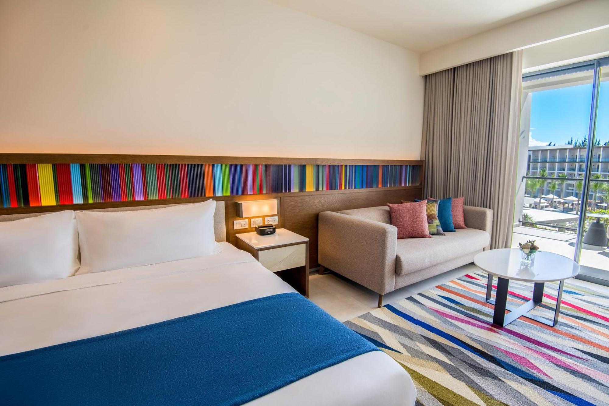 Junior King Suite