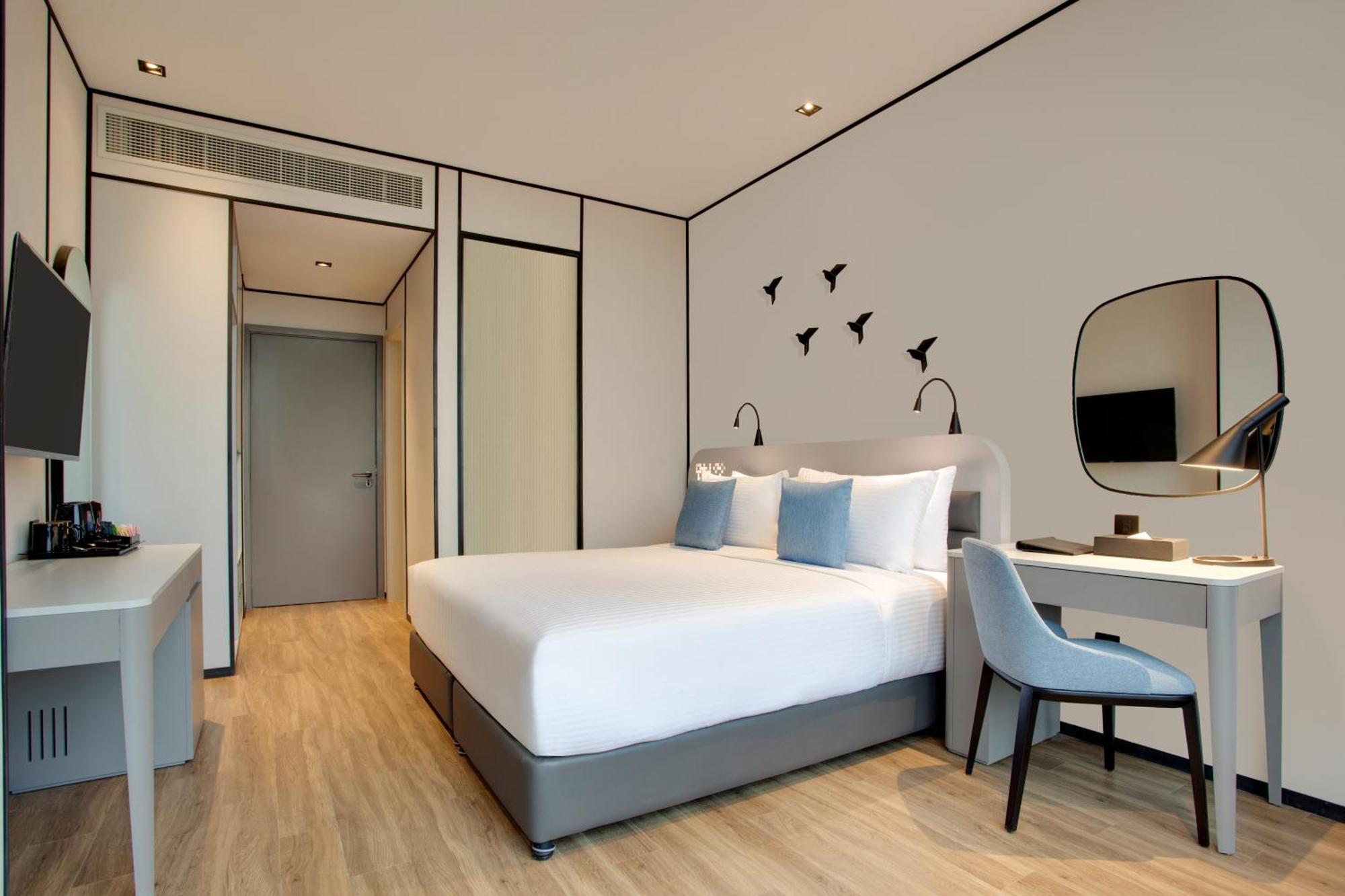 Signature Suite