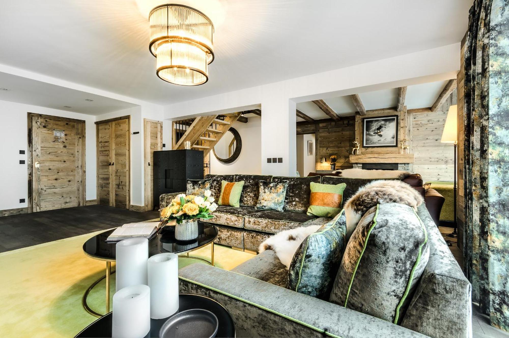 Three-Bedroom Apartment Split Level
