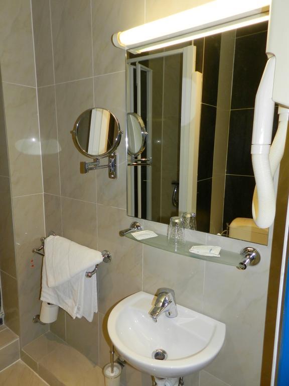 Triple Room,146243462:JPEG