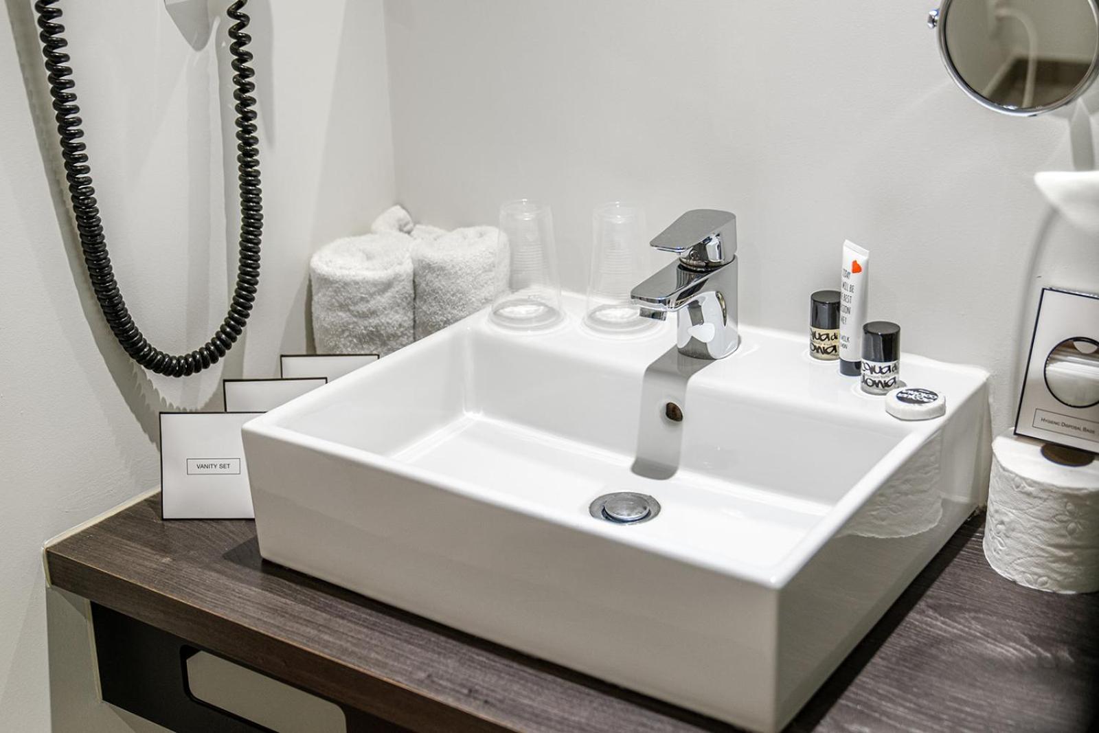 Comfort Twin Room
