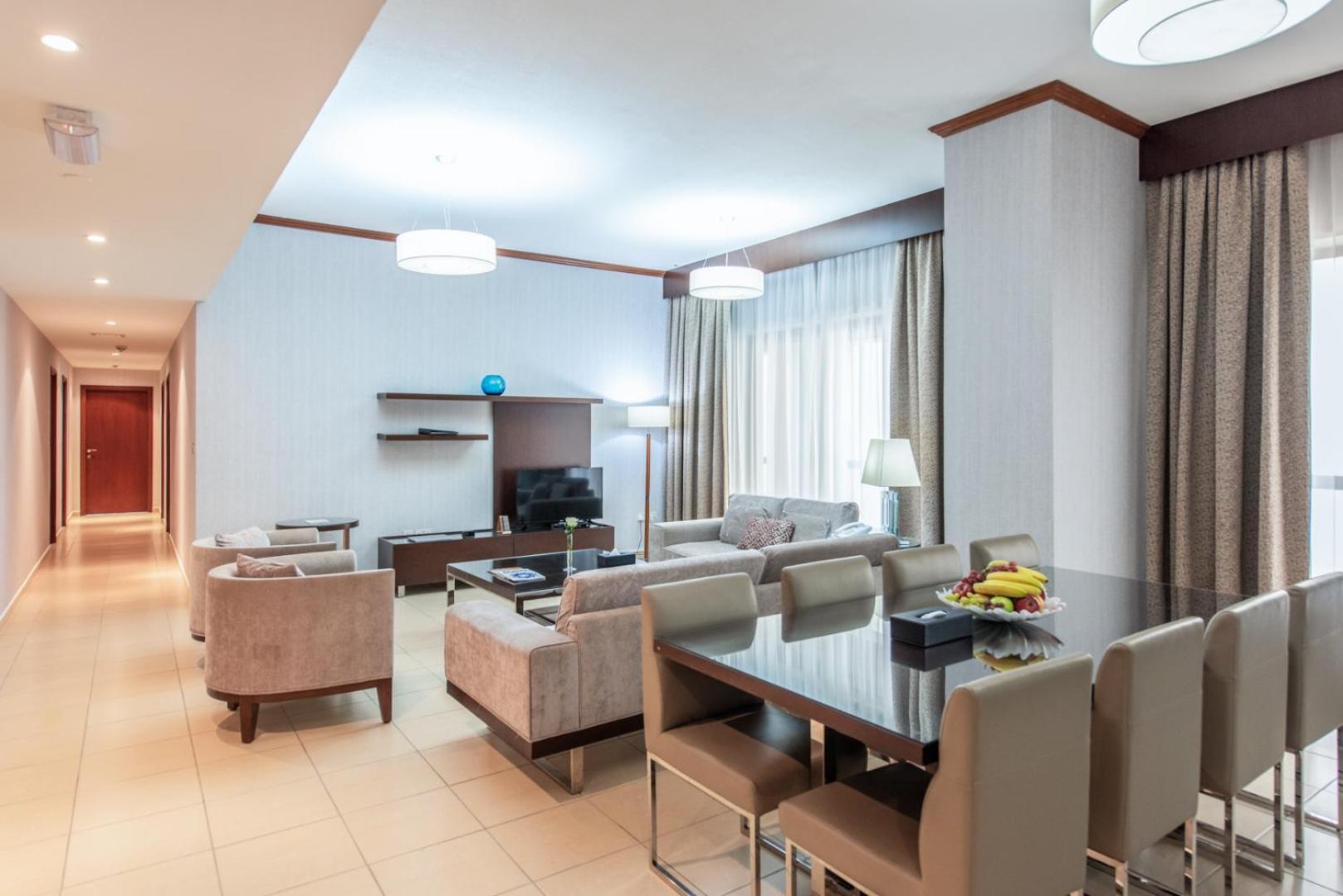 Deluxe Four-Bedroom Apartment