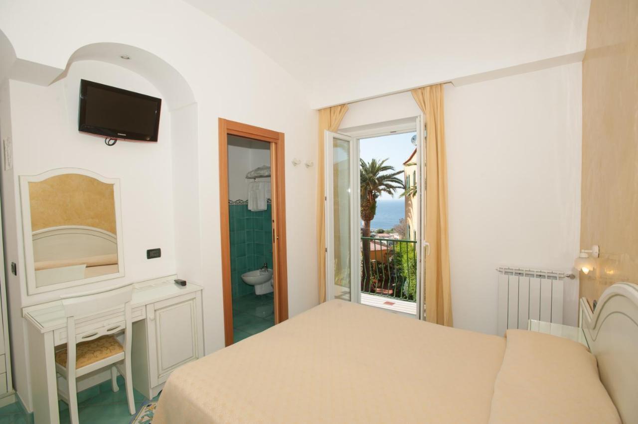 Deluxe Double Room Sea View