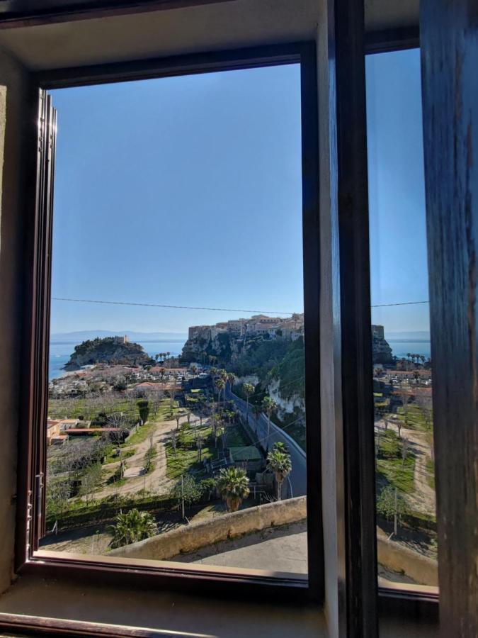 Deluxe Double or Twin Room Sea View