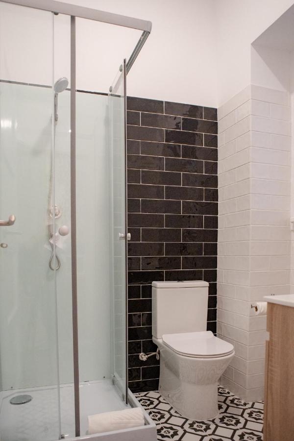Eenpersoonskamer met Externe Eigen Badkamer