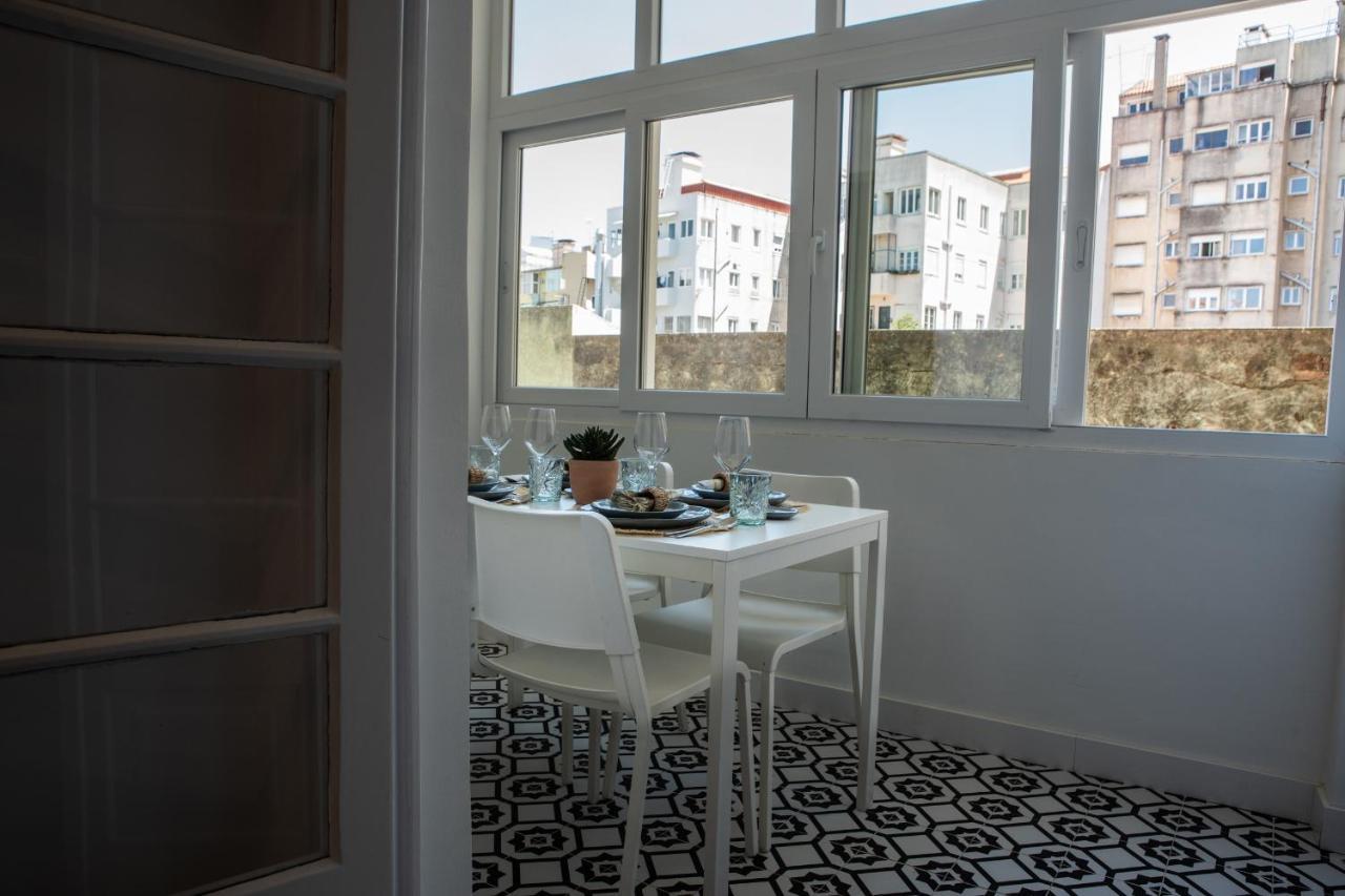 Single Room Private External Bathroom