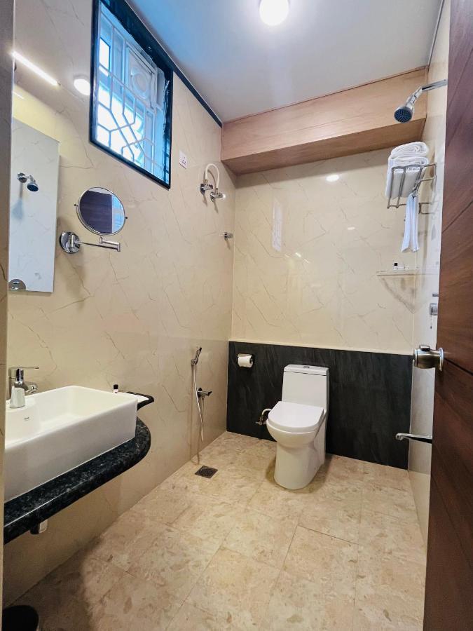 Deluxe Double Room,1467240623:JPEG