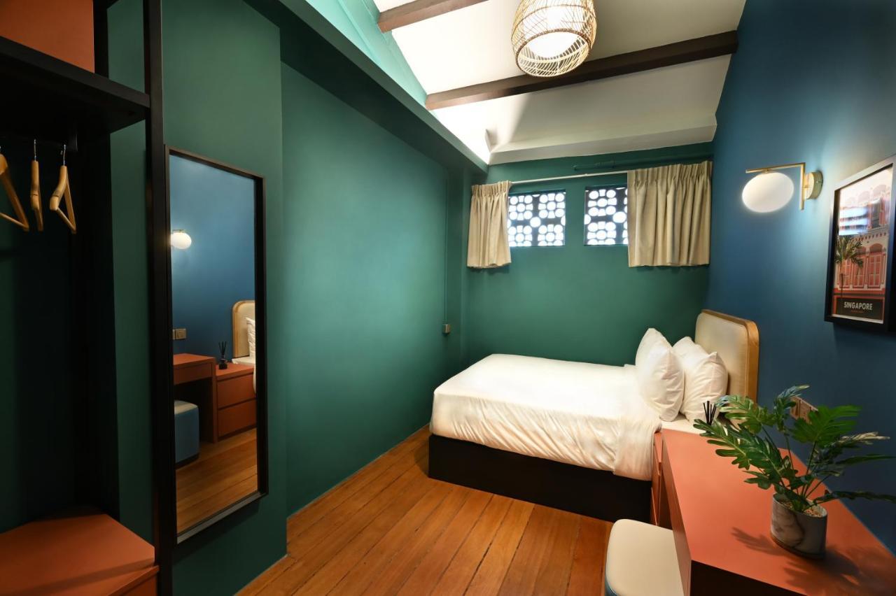 Standard Queen Room