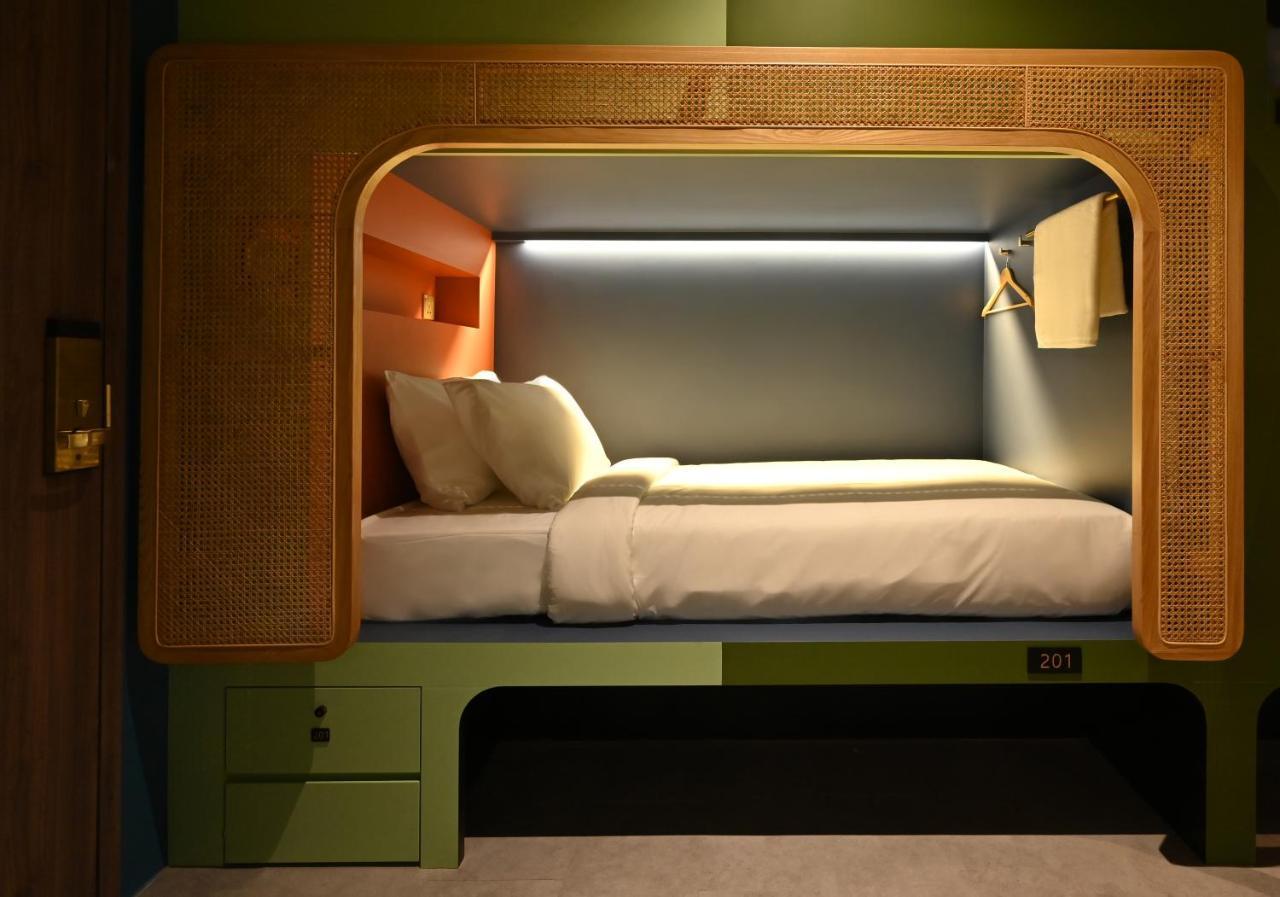Bunk Bed Mixed Dormitory Room