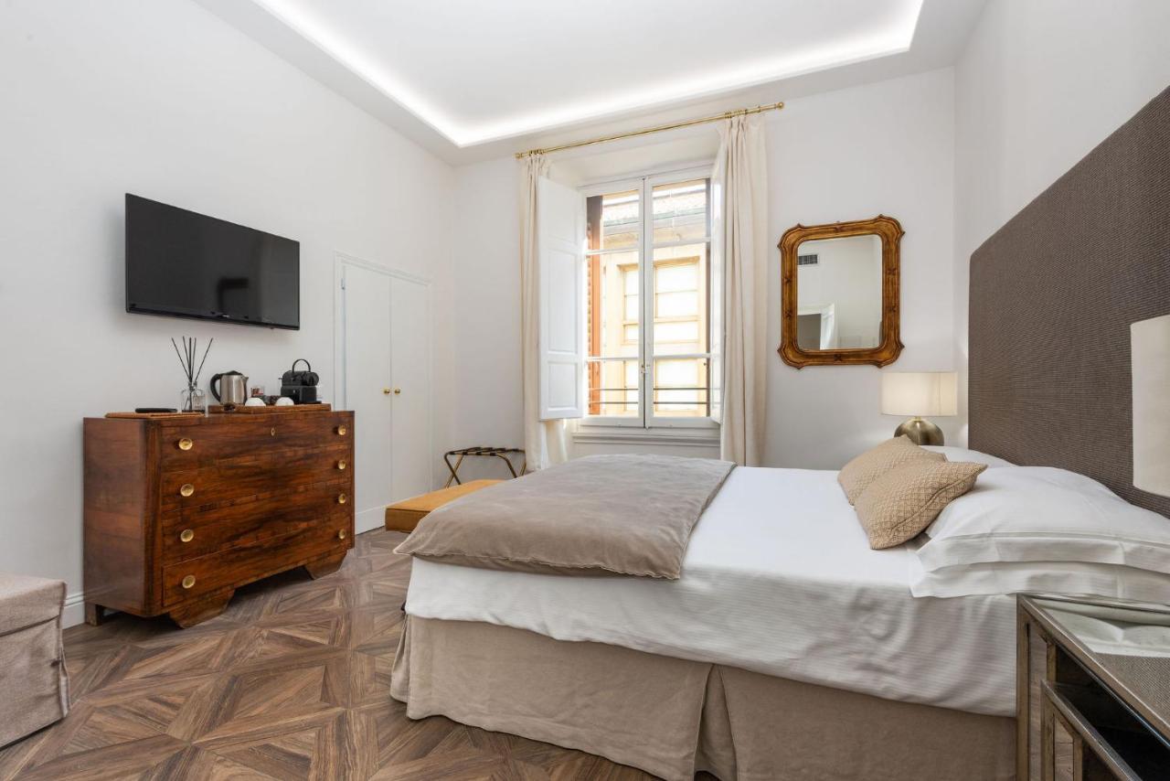 Double Room,1468985048:JPEG