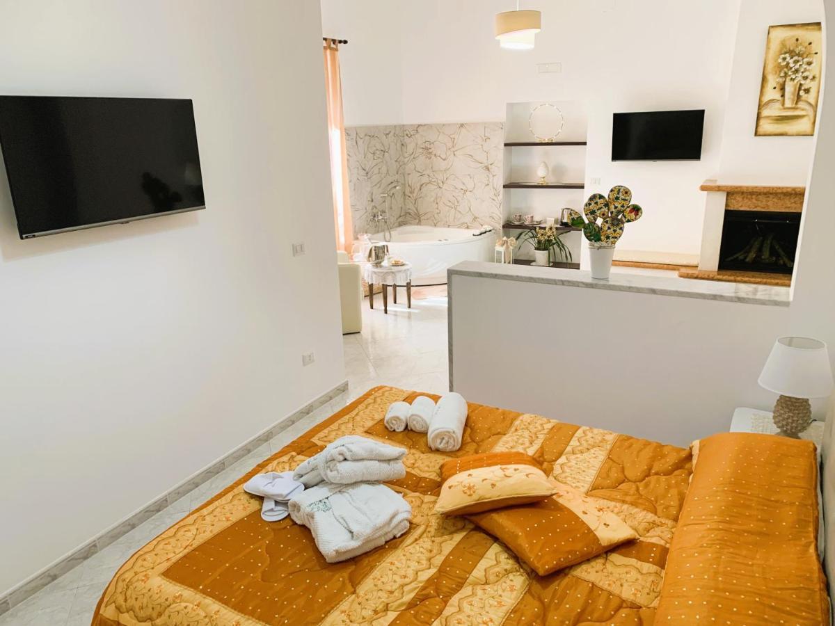Queen Room Spa Bath