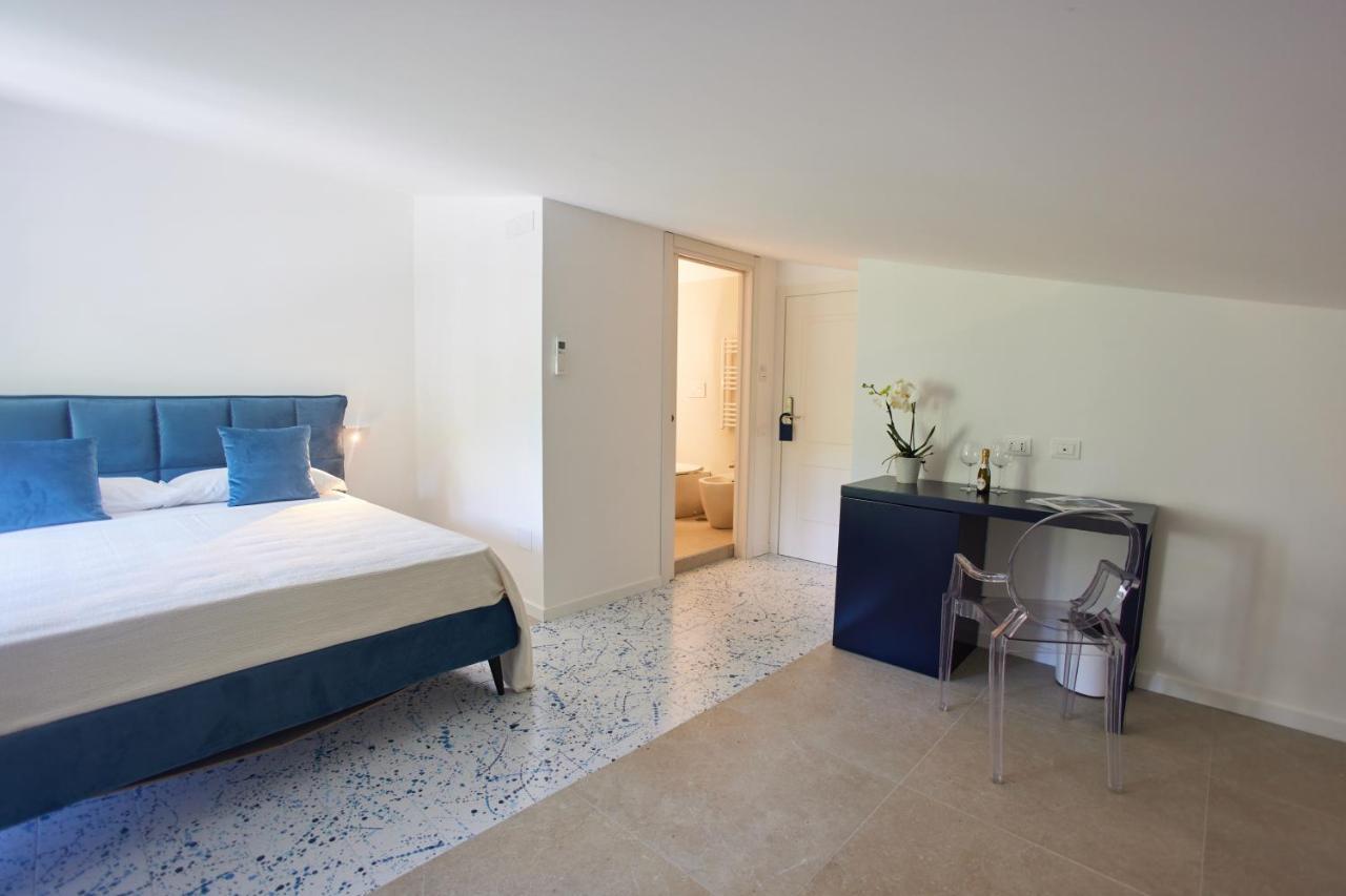 King Room with Garden View,1469962766:JPEG