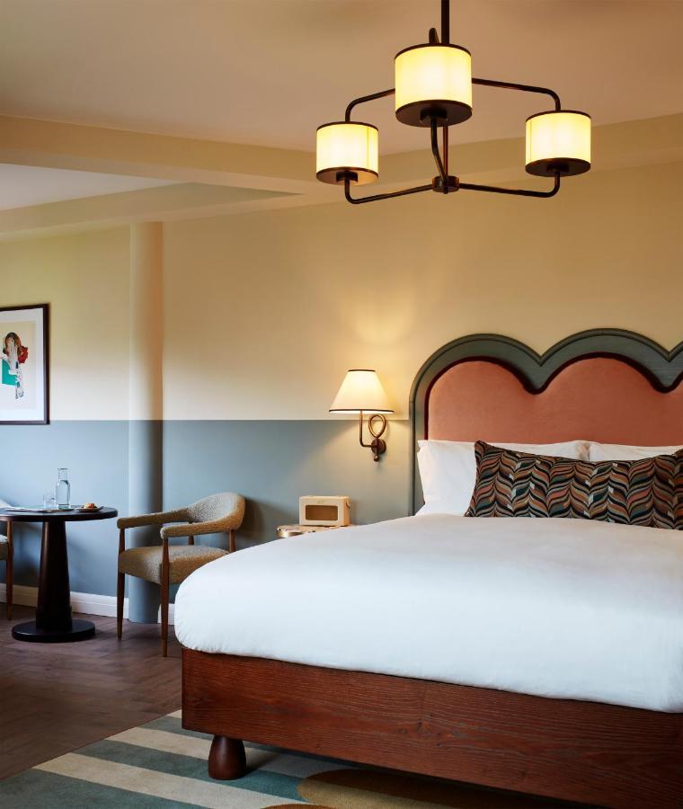 Premium Double Room,1469998382:JPEG