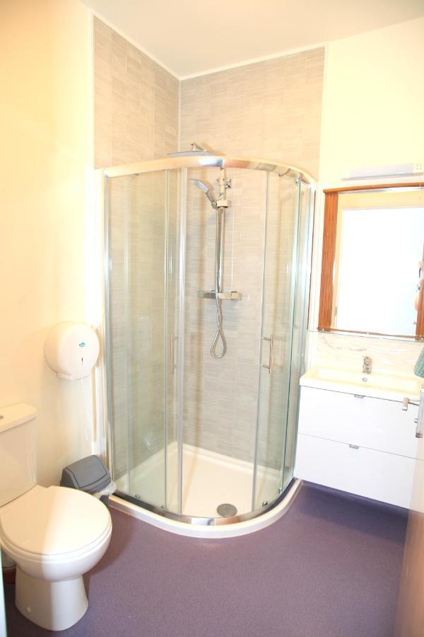 Economy Triple Room with Shared Bathroom