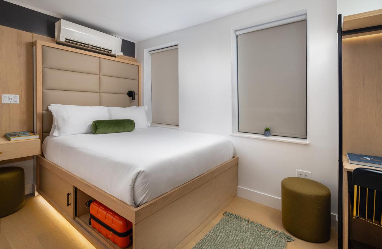 Standard Queen Room Two Queen Beds