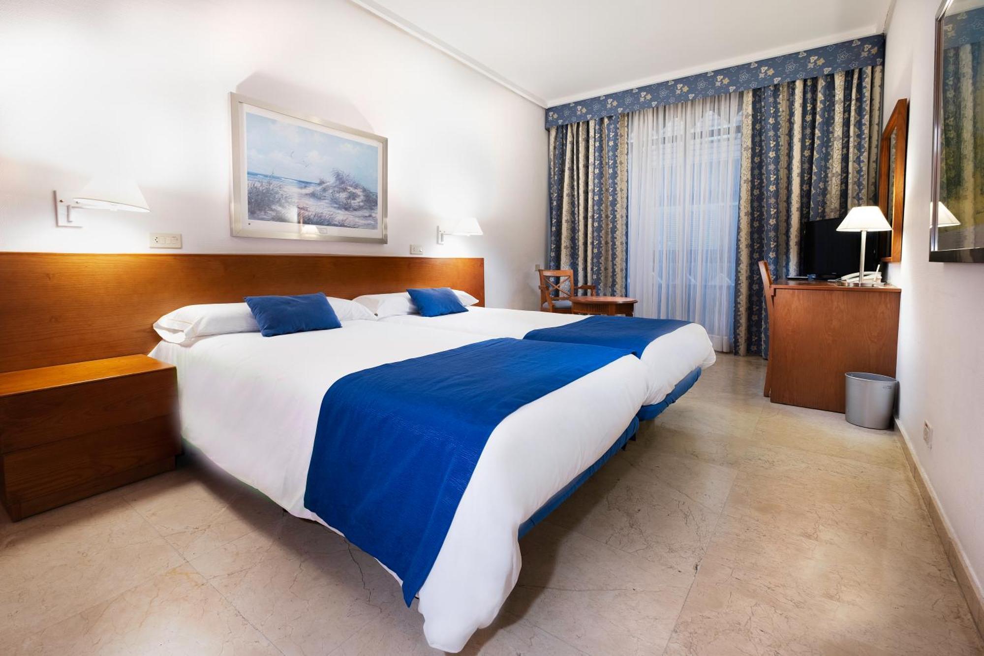 Standard Twin Room,1306655521:JPEG