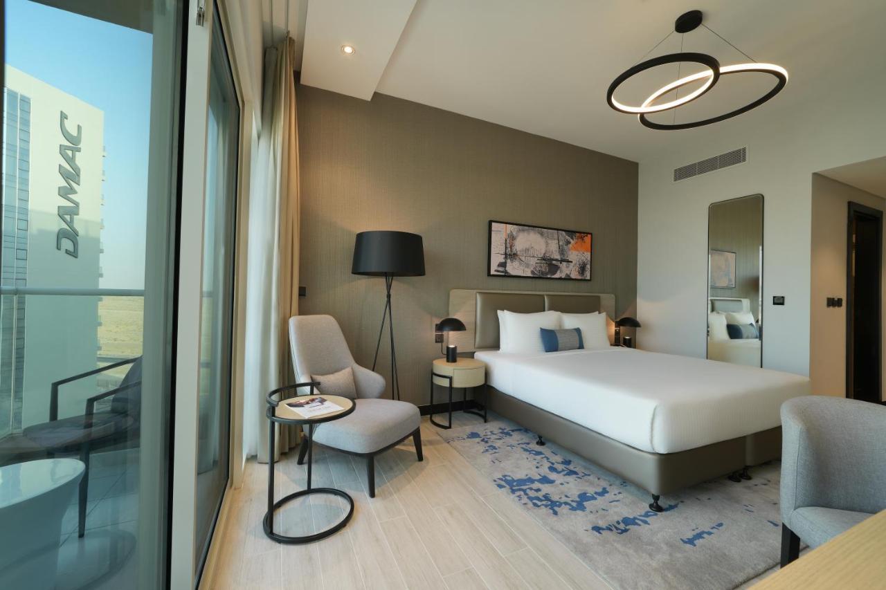 Guest Room – King Bed
