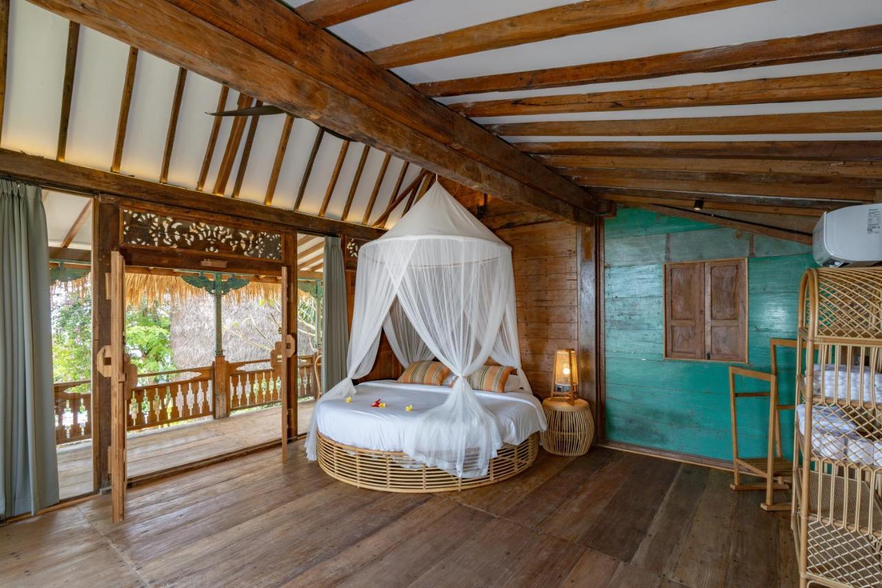 Mango Tree One-Bedroom Bungalow