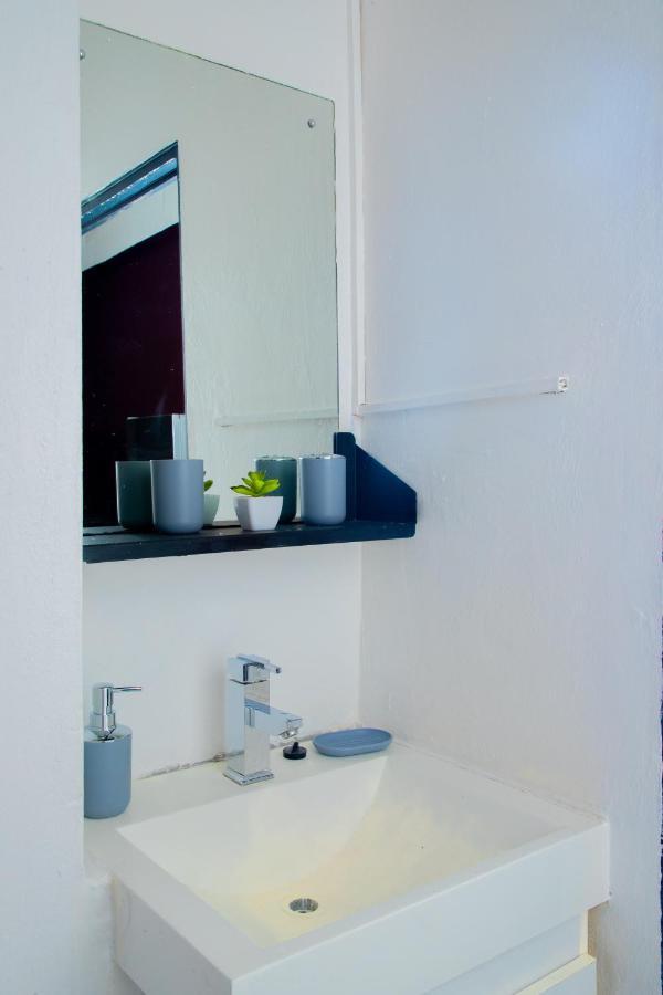 Double or Twin Room Sea View