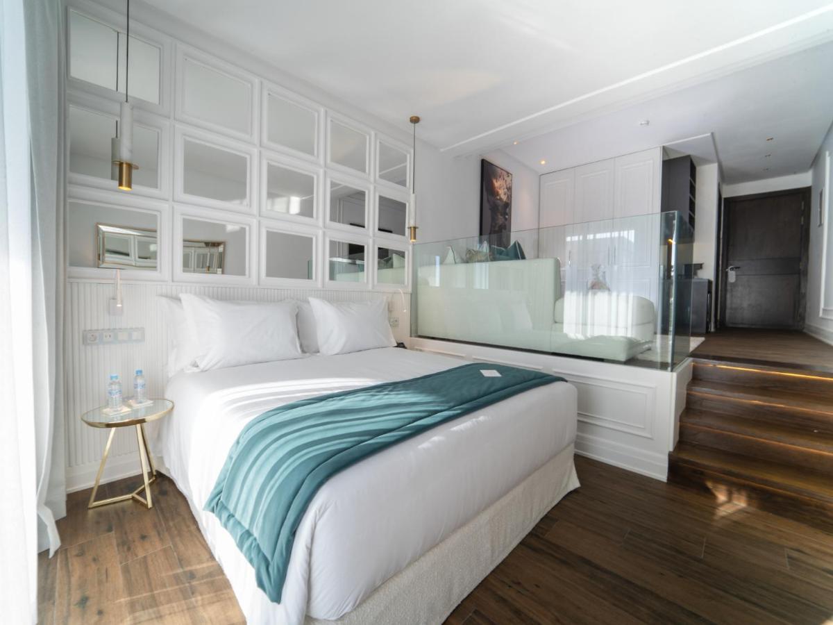 Twin Room Terrace