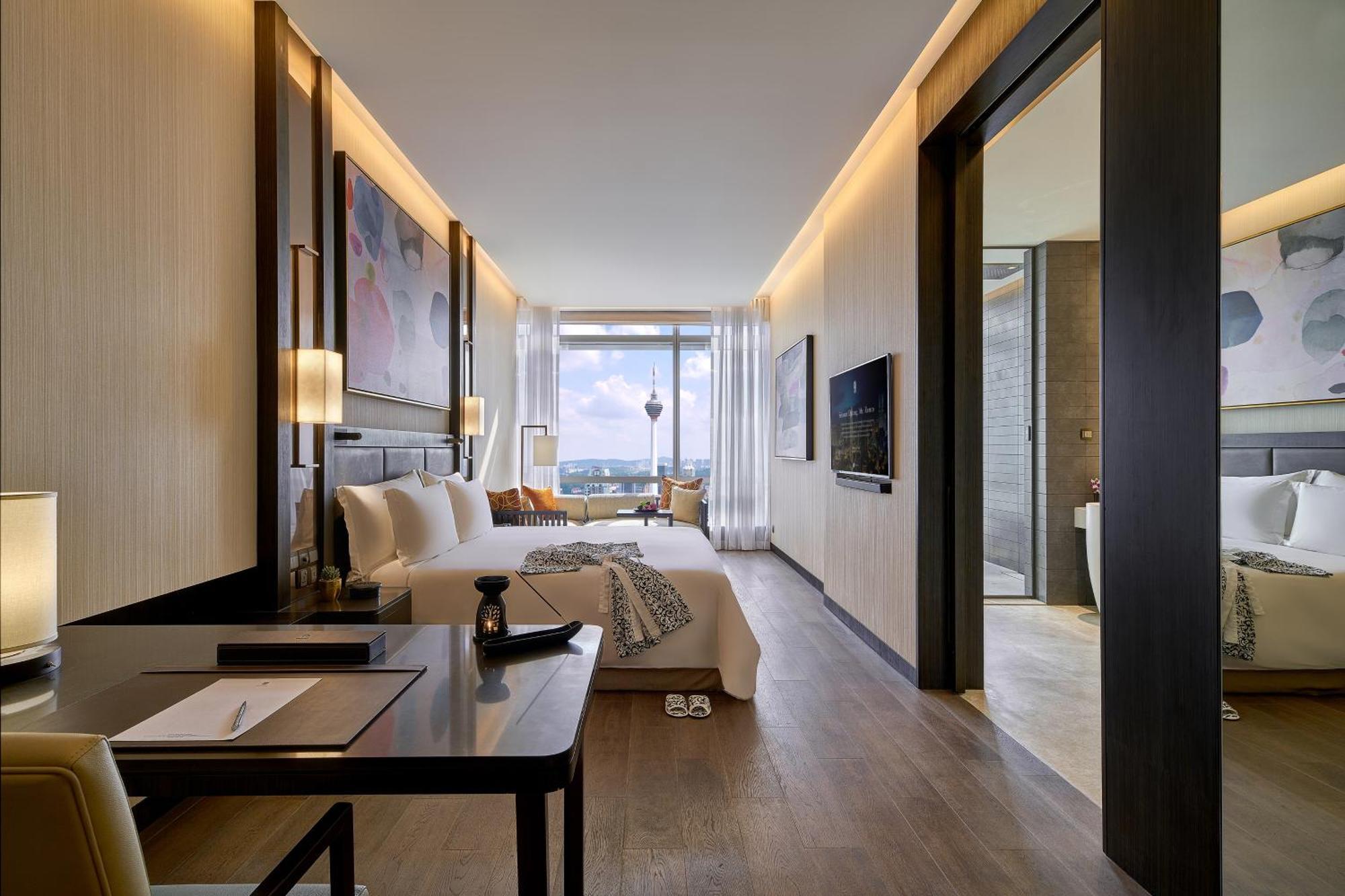 Signature Sky Retreat King