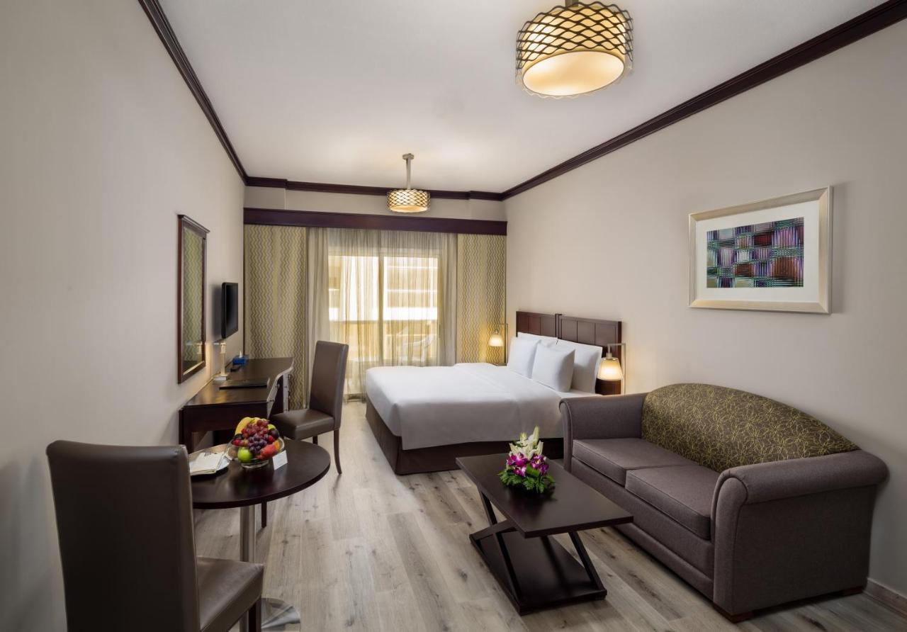 Deluxe Studio Suite on Food Beverages Laundry 10am Early Check 2pm Late Check-Out Subject to Availability