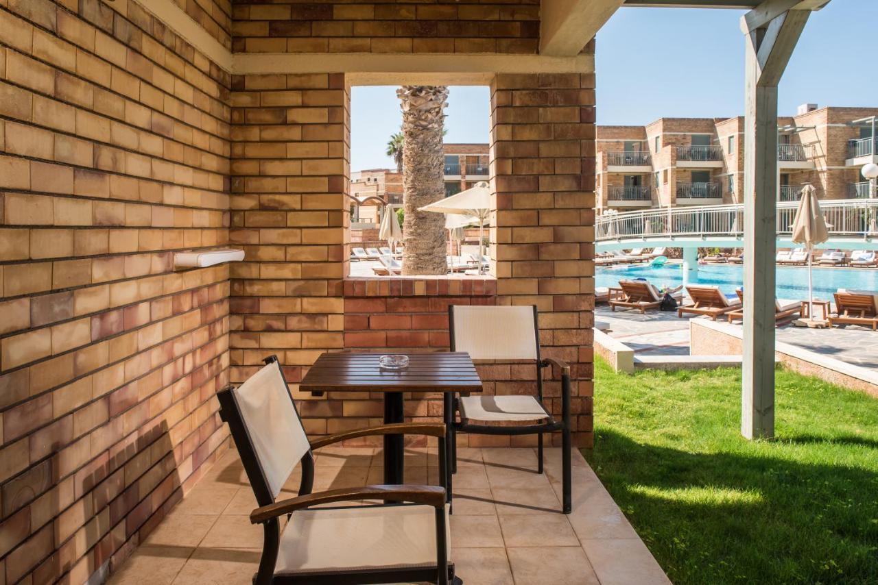 Double Room Garden View or Pool View