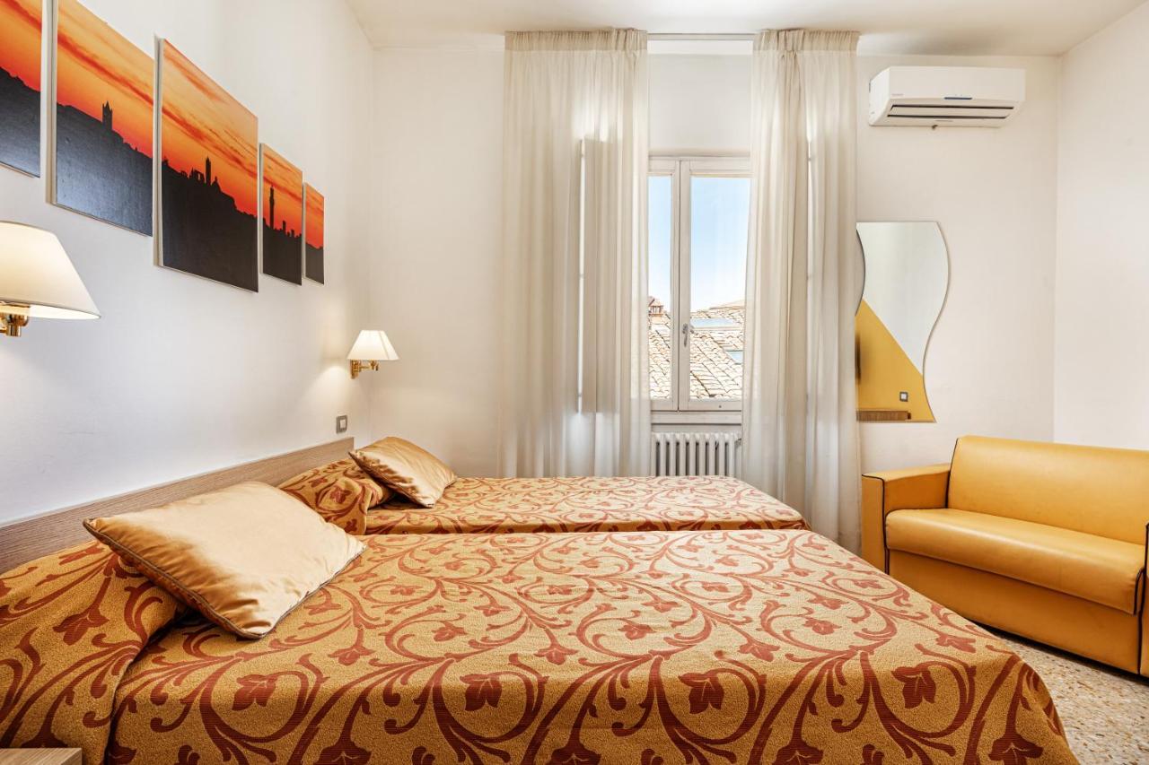 Economy Triple Room