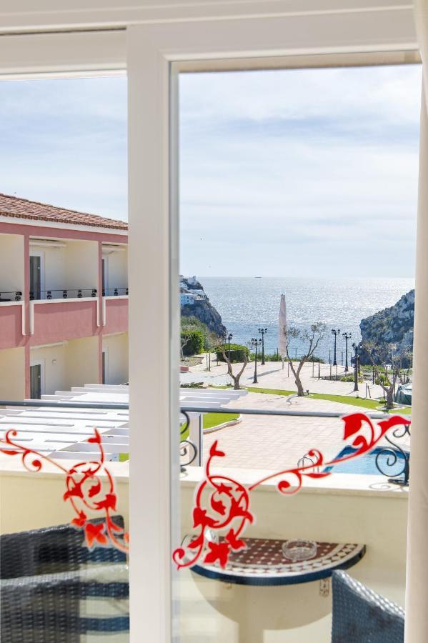 Superior Double or Twin Room Sea View