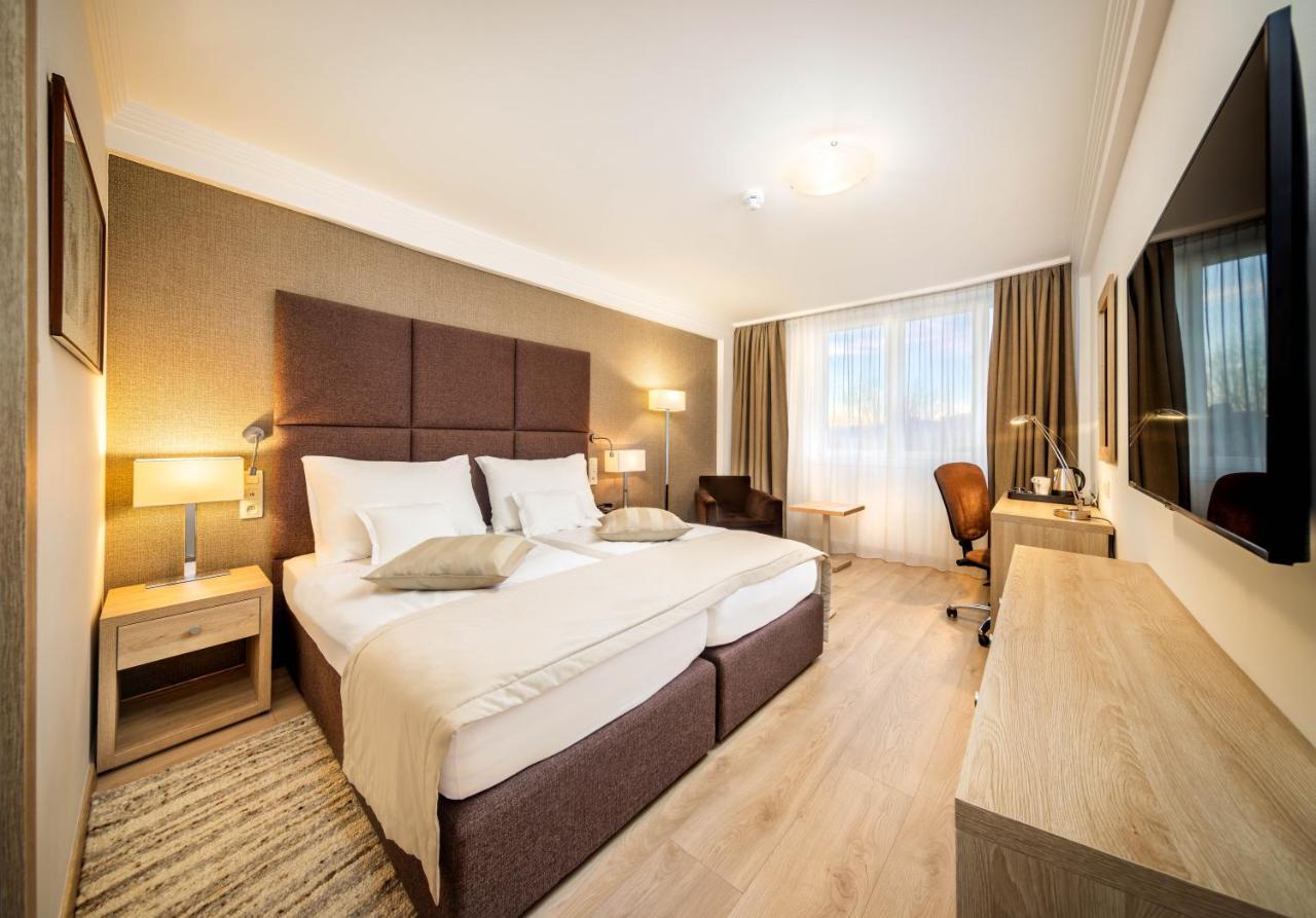 Premium Double or Twin Room including entry to salt cave