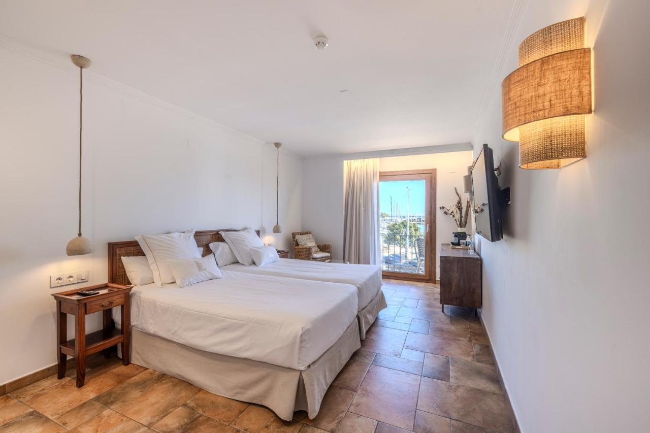 Standard Double or Twin Room Balcony
