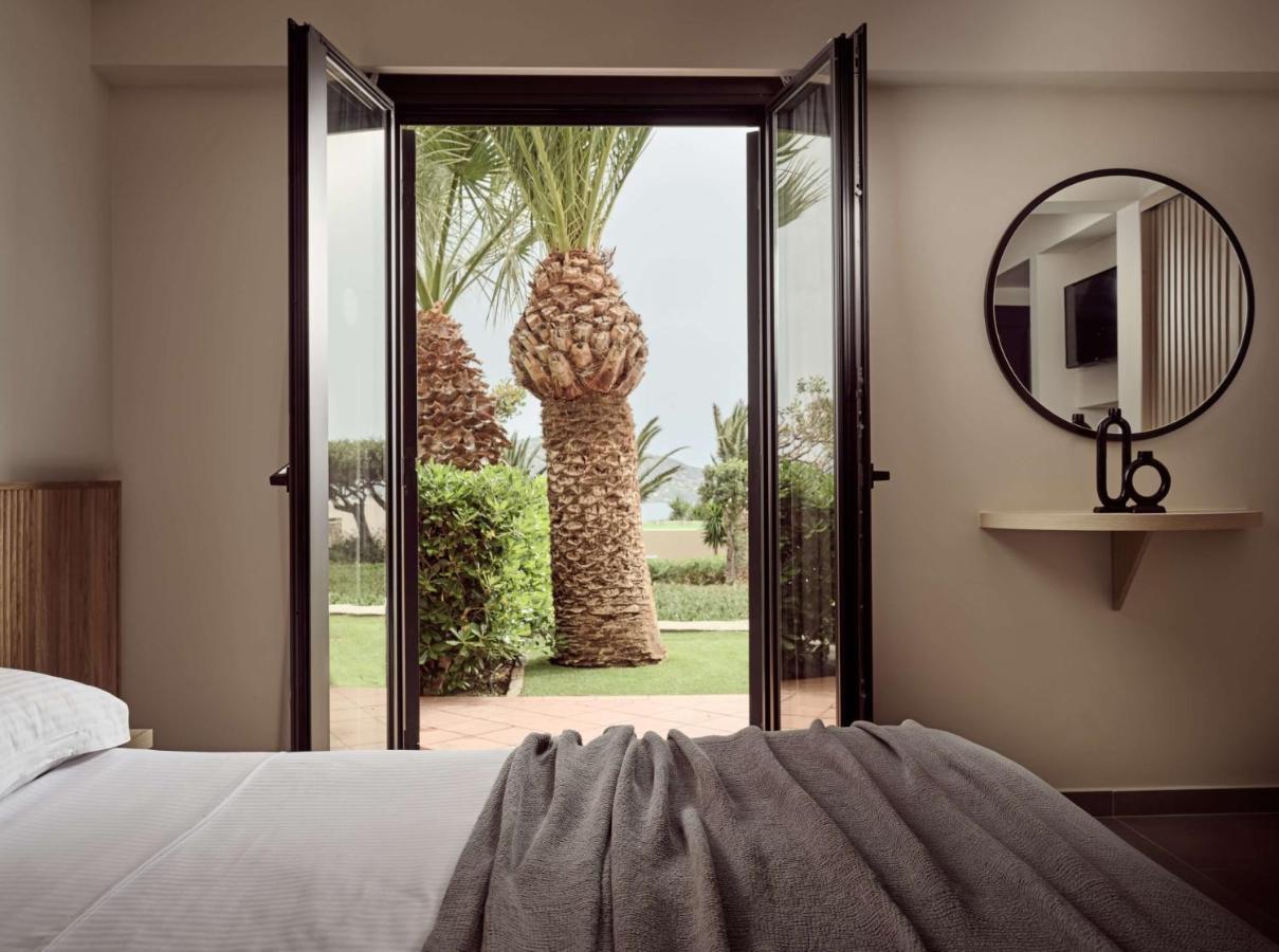 Classic Room Garden View
