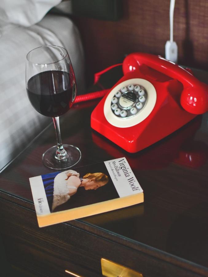 Double Room,1498613749:JPEG