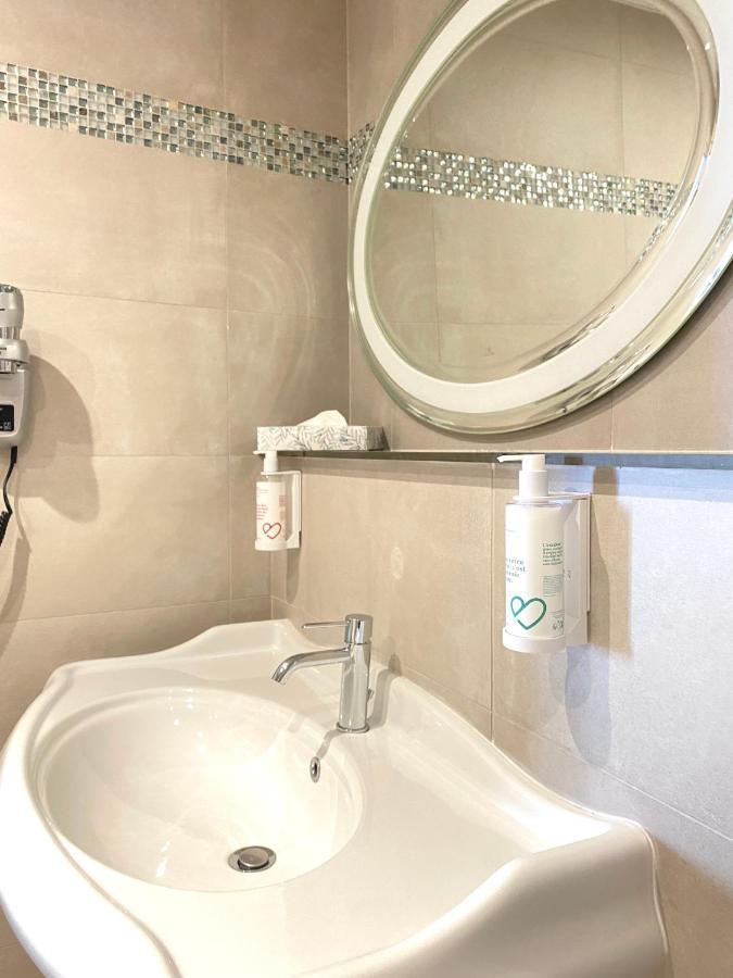 Superior Double or Twin Room Sea View