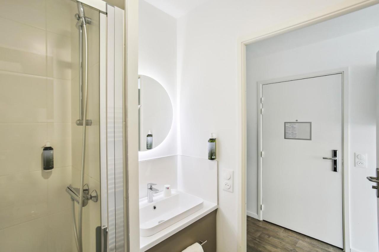 studio Single Bed