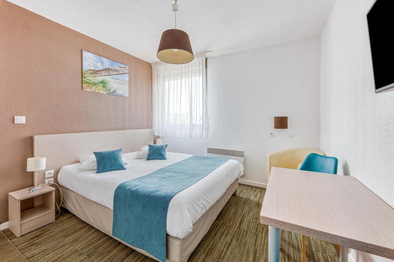 Standard Studio Double Bed