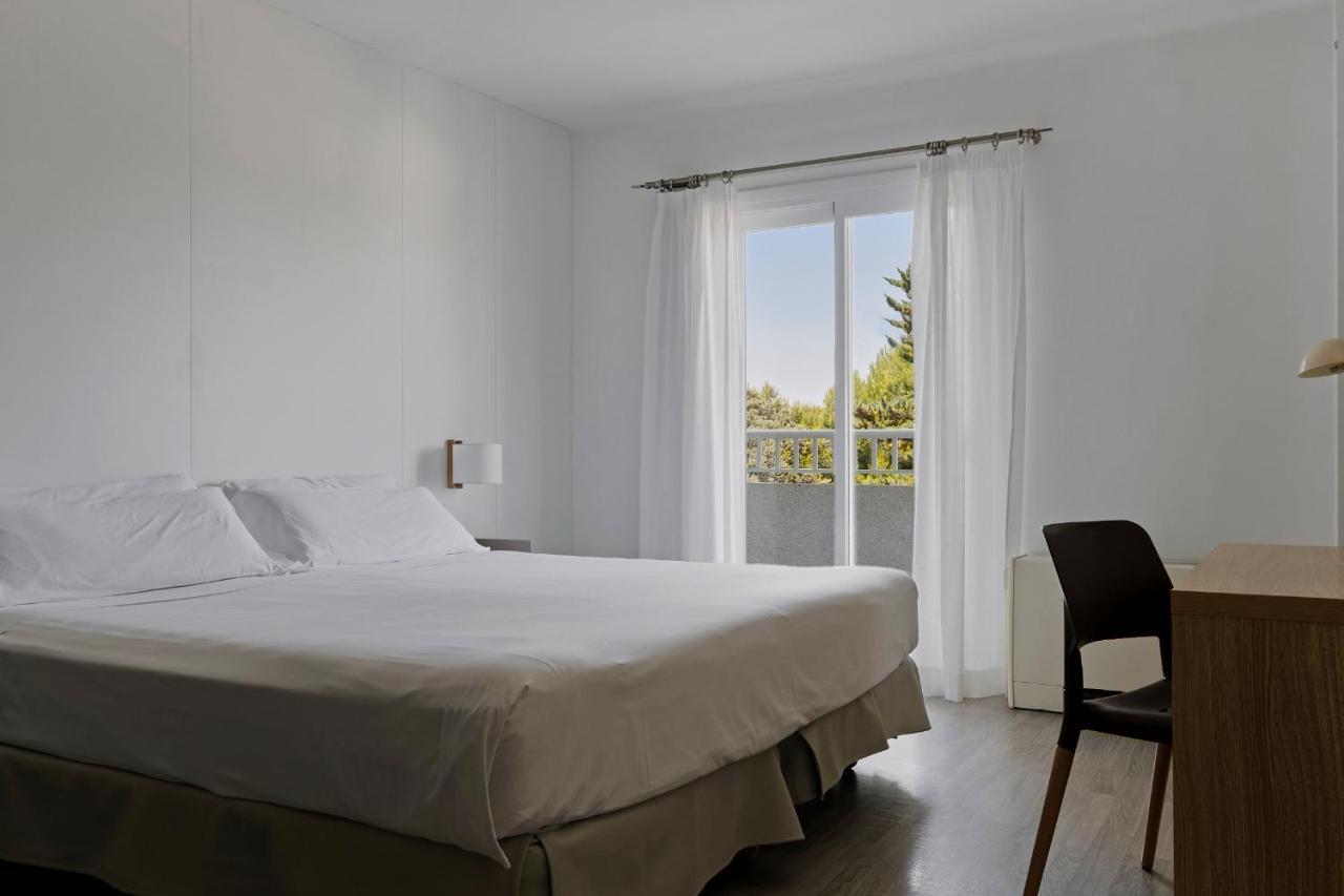 Double Room,1588077914:JPEG