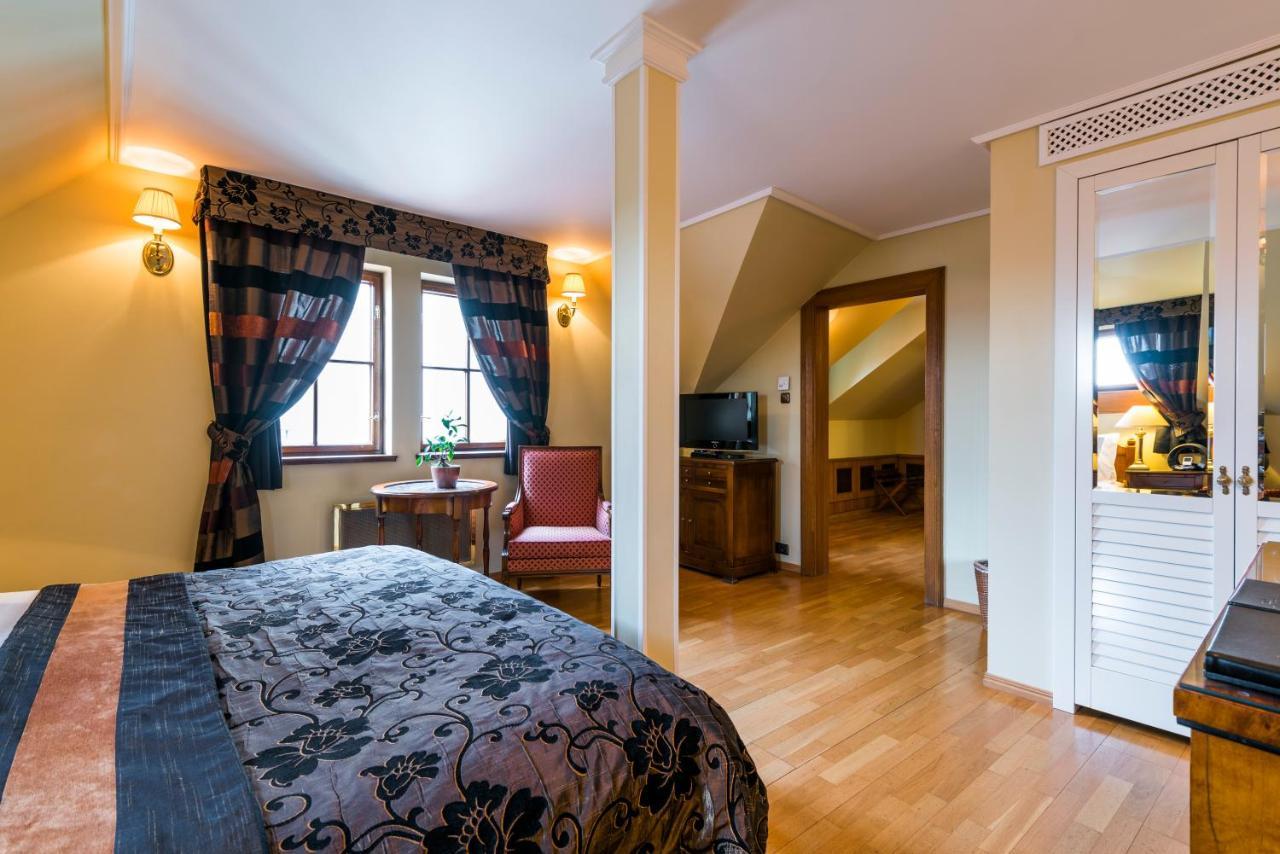 Grand Deluxe Double or Twin Room