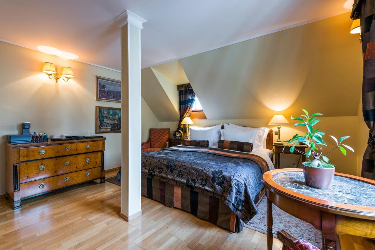 Grand Deluxe Double or Twin Room
