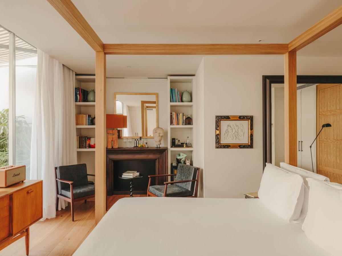 Suite (1-2 Adults)