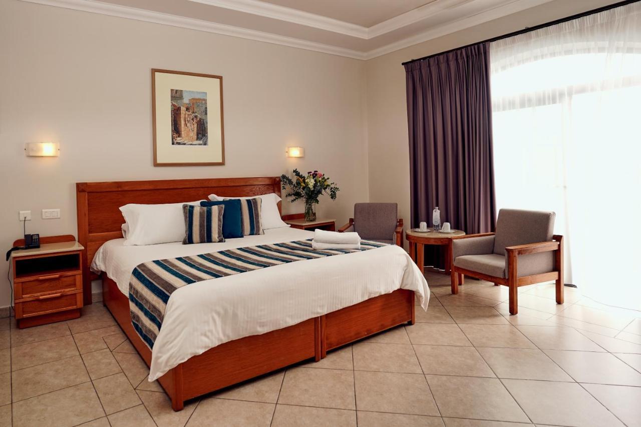 Superior Double or Twin Room Sea View High Floor