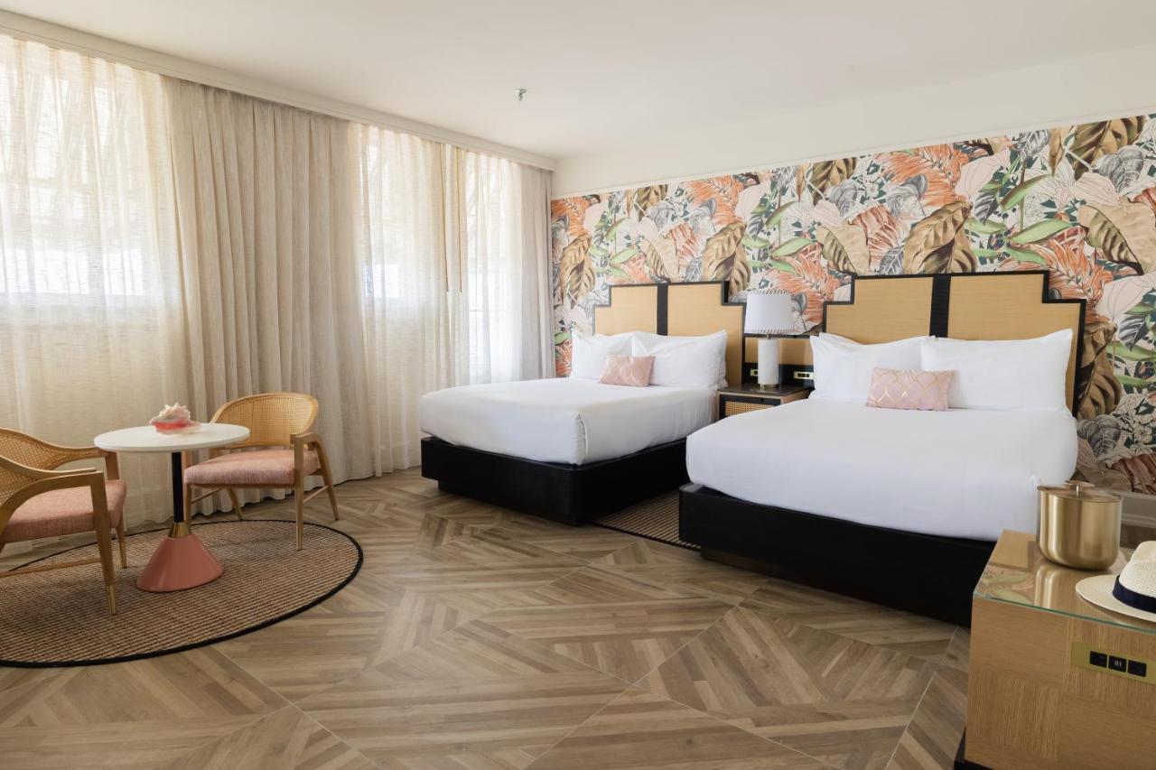 Chambre avec 2 Grands Lits Queen-Size