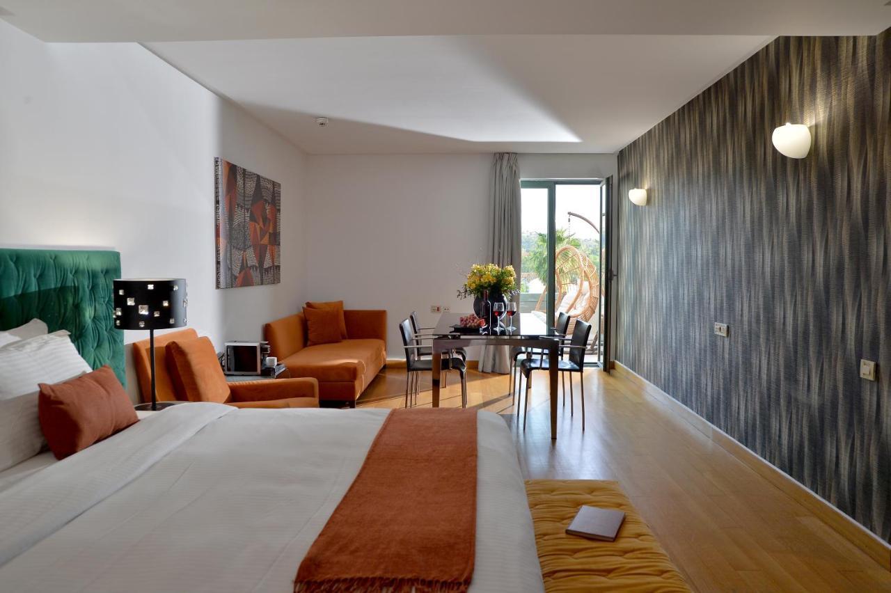 Executive Suite Acropolis View