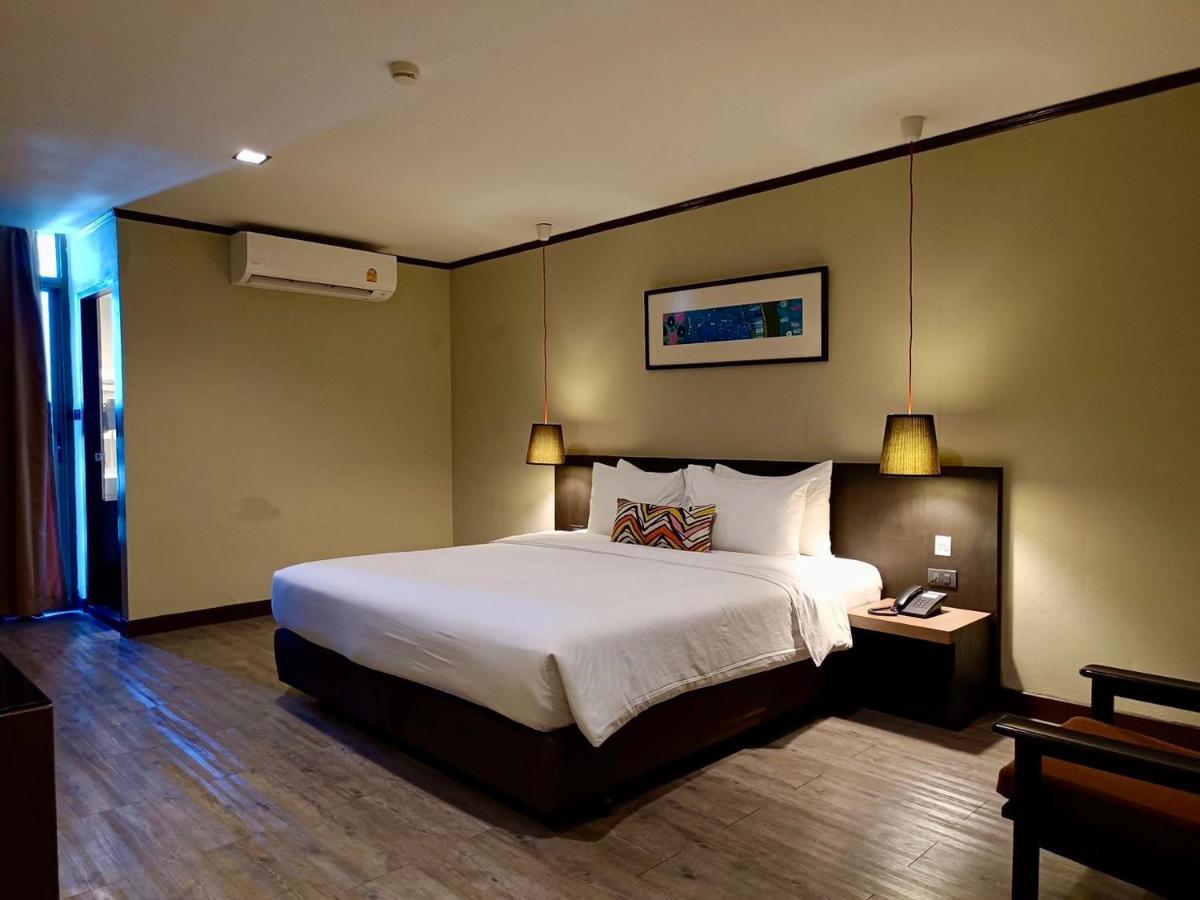 Deluxe Double Room,1548787978:JPEG
