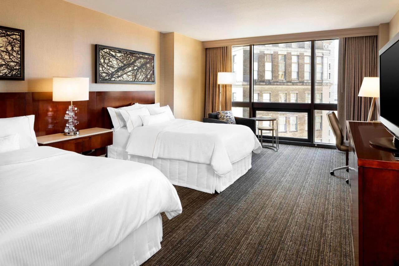 Grand Deluxe, Guest room, 2 Double