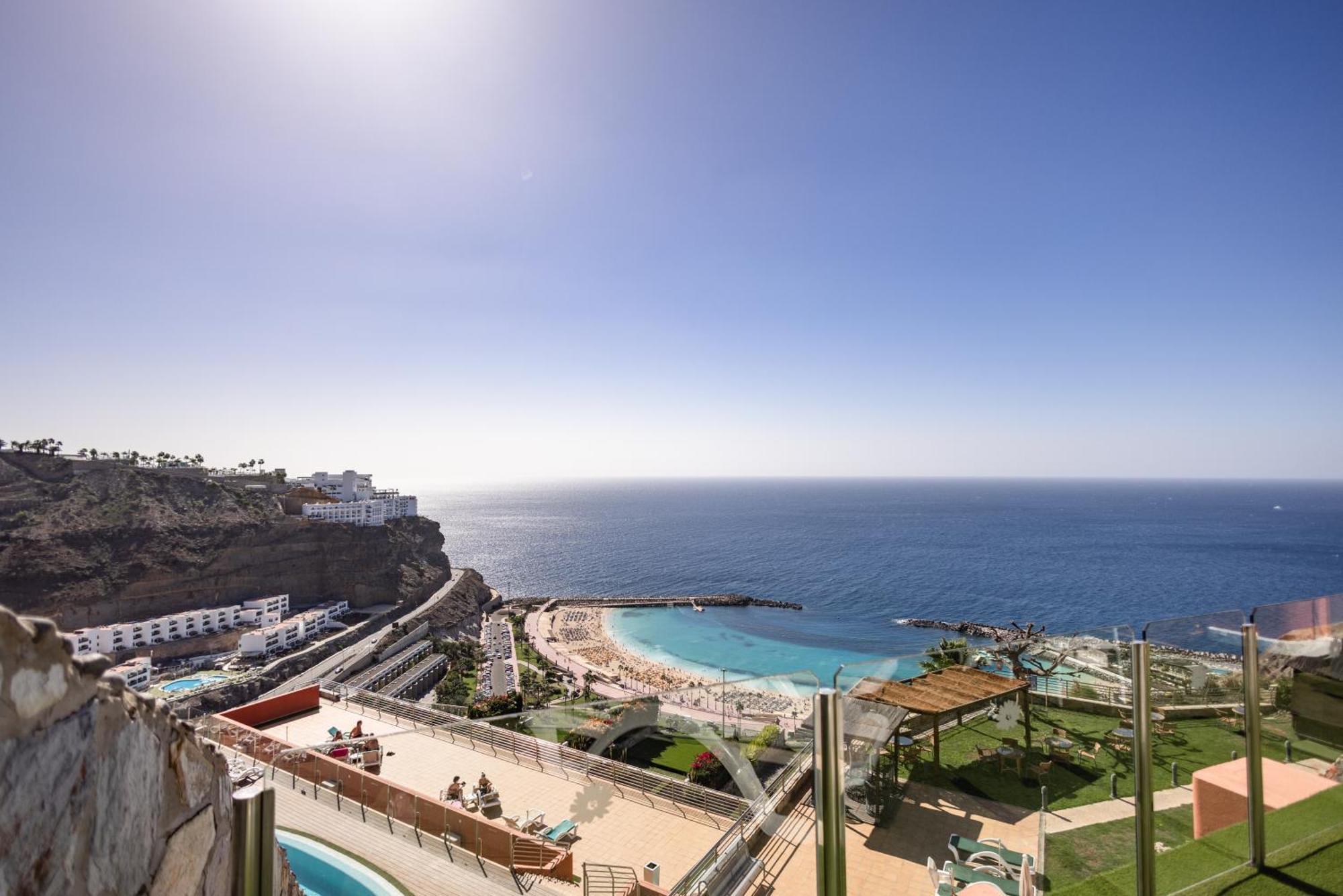 Top Floor Premium Apartment Sea View
