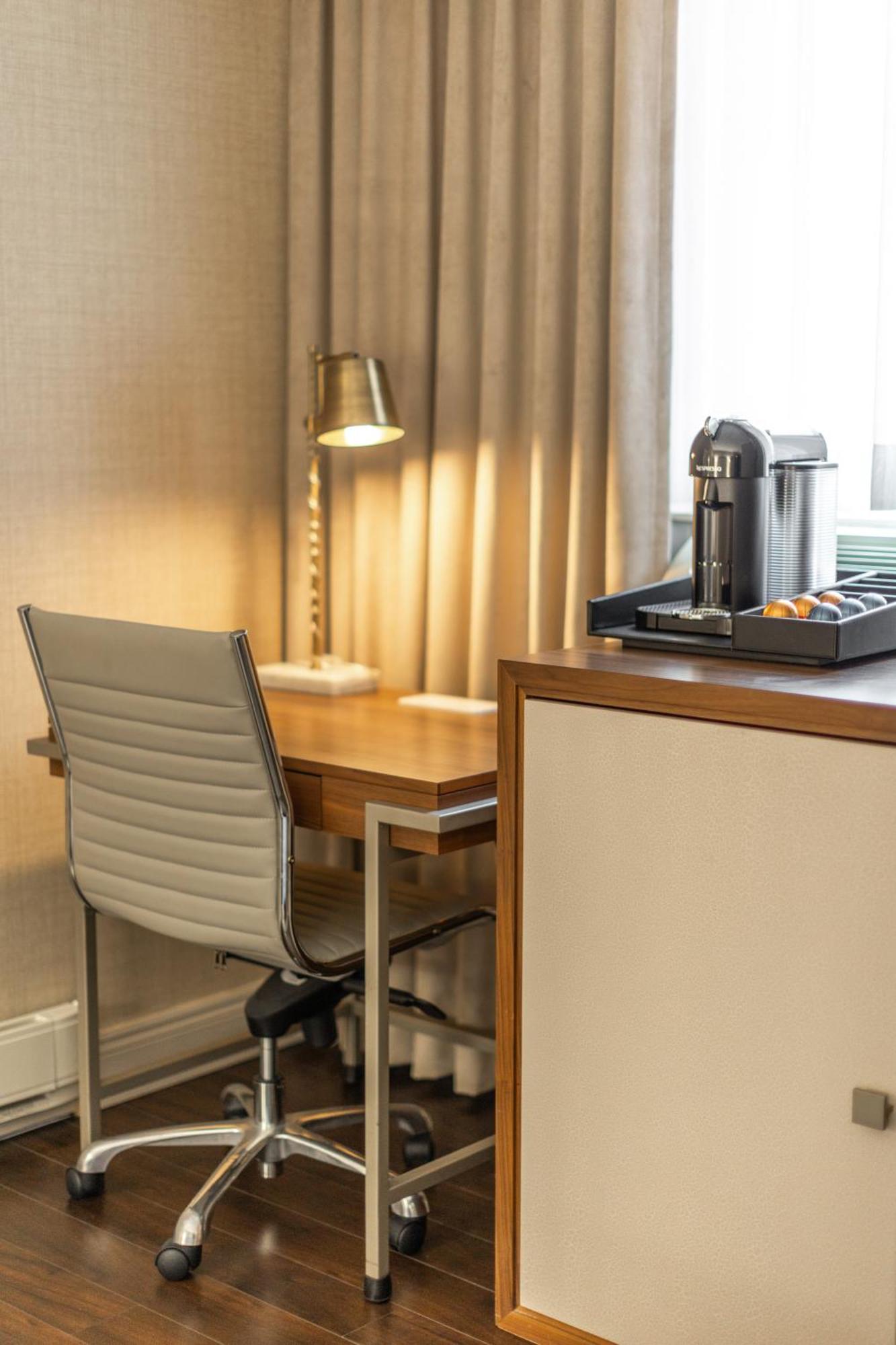Petite Double Room