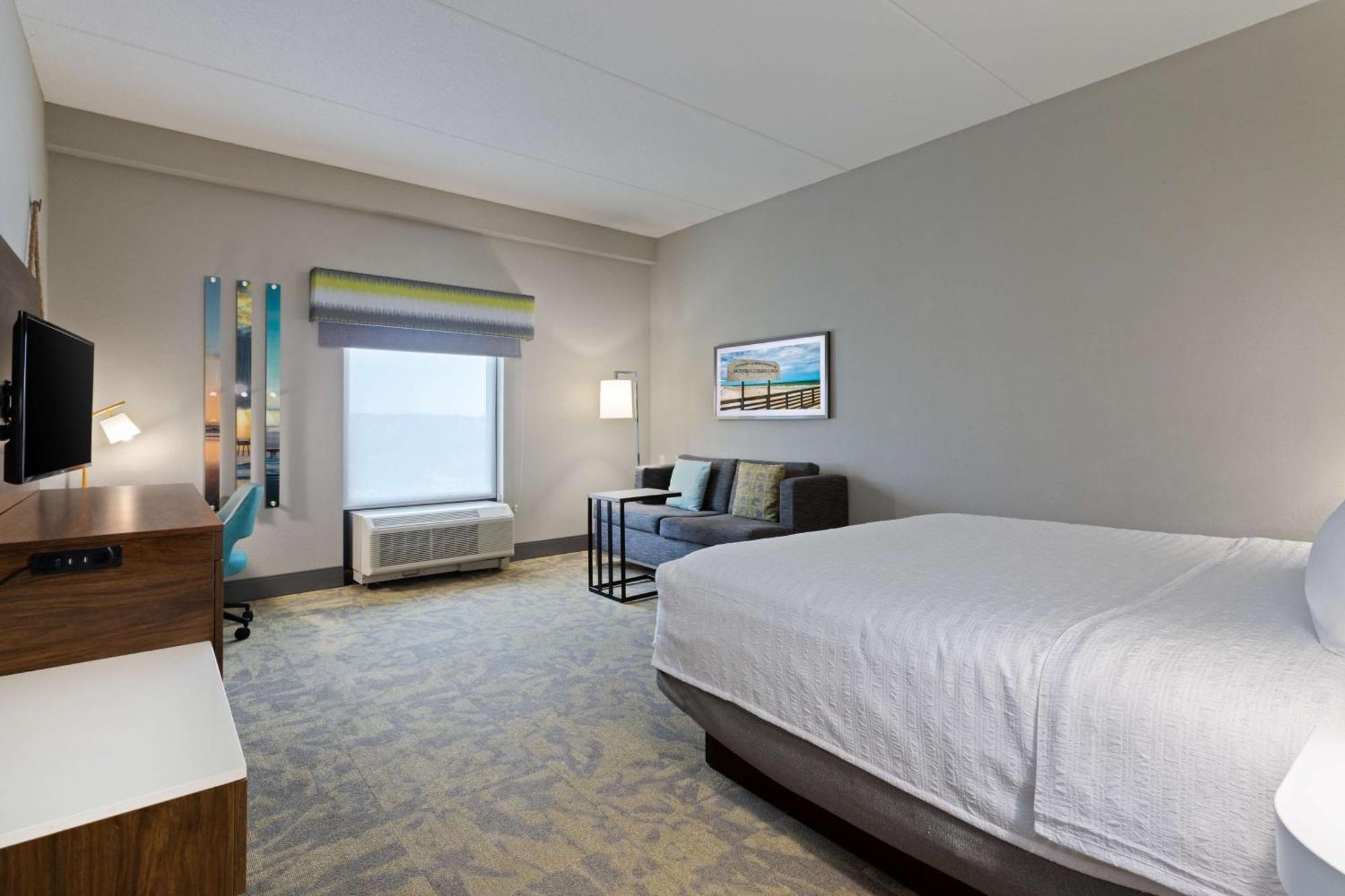 Non-Smoking Deluxe Room