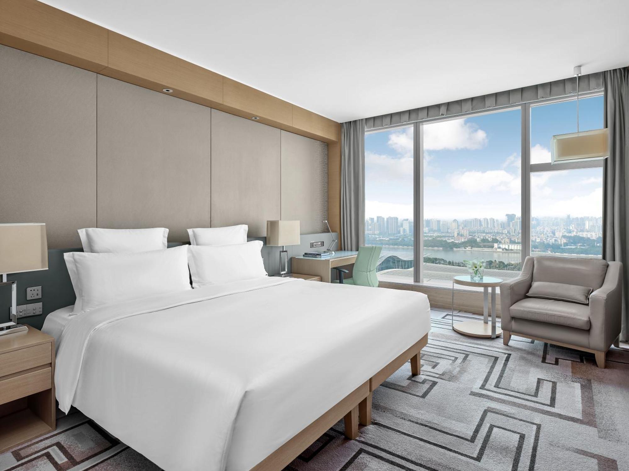 Chambre Lit King-Size Deluxe - Vue sur Rivière